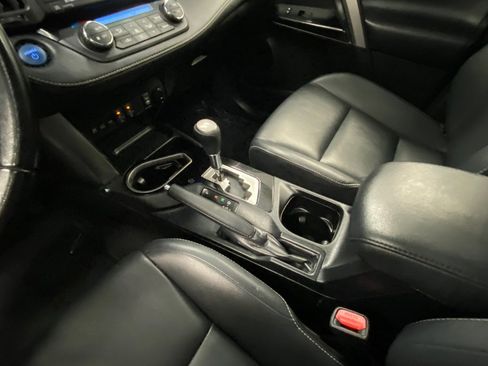 Used 2017 Toyota RAV4 Limited w/ Advanced Technology Package image 29