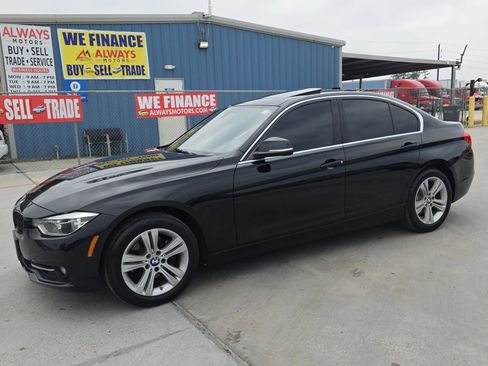 Used 2018 BMW 330i Sedan image 1