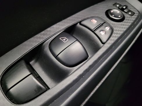 Used 2021 Nissan Sentra SV image 27