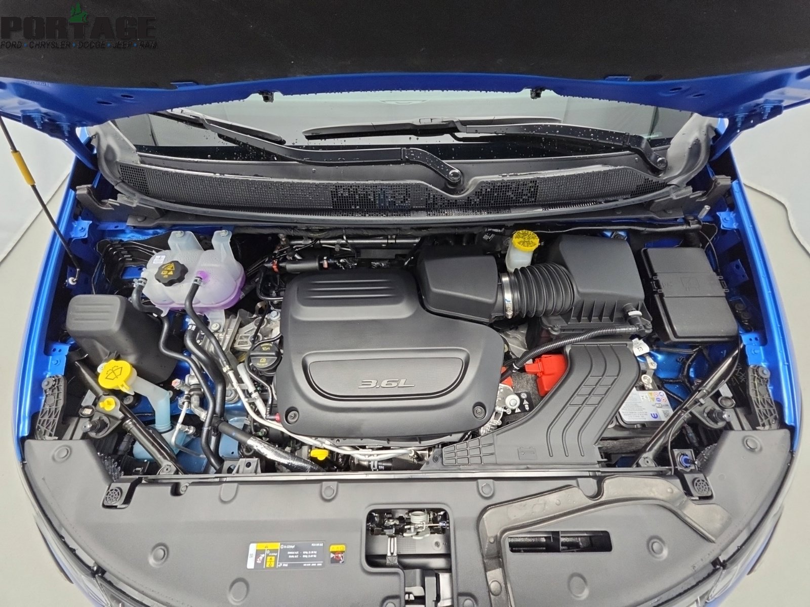 New 2027 Chrysler Pacifica Limited AWD/4WD image 60