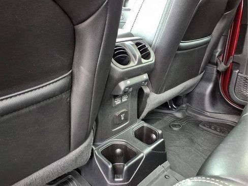 Used 2021 Jeep Gladiator Overland w/ Popular Equipment Package AWD/4WD image 9