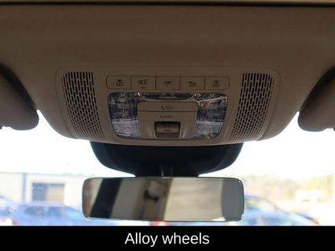 Used 2022 Mercedes-Benz GLE 350 4MATIC image 27