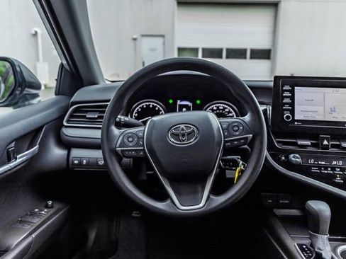 Used 2023 Toyota Camry LE FWD image 27