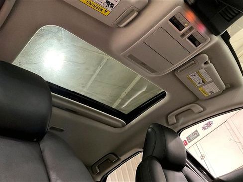 Used 2024 MAZDA CX-30 2.5 Turbo w/ Premium Plus Pkg image 22