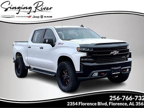 Used 2019 Chevrolet Silverado 1500 LT Trail Boss image 1