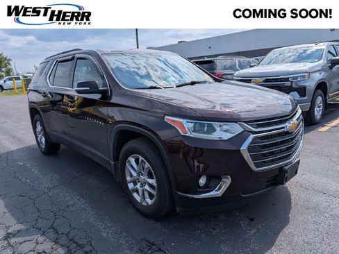 Used 2021 Chevrolet Traverse LT AWD/4WD image 1