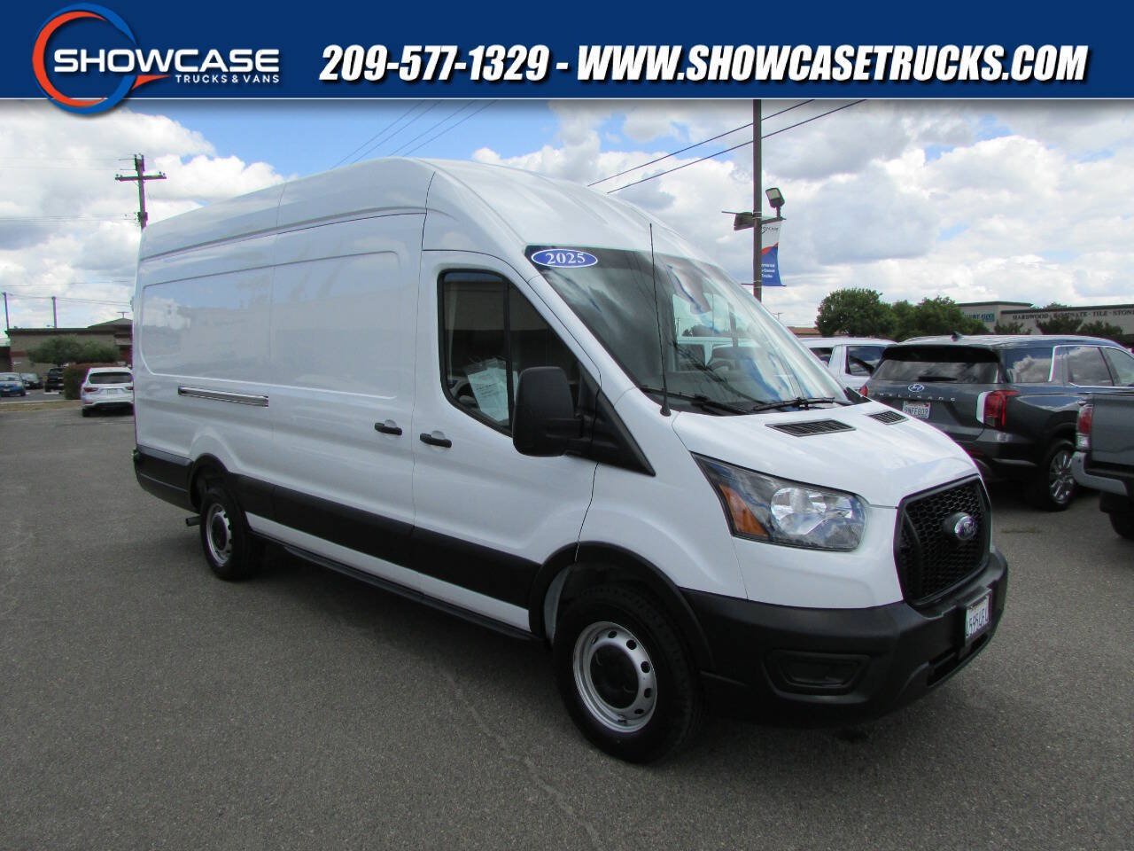 Used 2025 Ford Transit 250 148 High Roof Extended RWD image 1