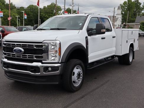 New 2025 Ford F550 4x4 Crew Cab Super Duty w/ XL Chrome Package image 14