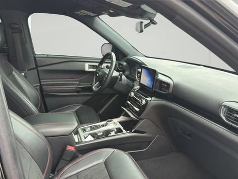 Used 2022 Ford Explorer ST-Line AWD/4WD image 10