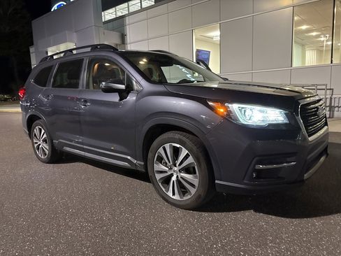 Used 2019 Subaru Ascent Touring w/ Popular Package #3 image 1