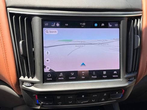 Used 2023 Maserati Levante F Tributo AWD/4WD image 29