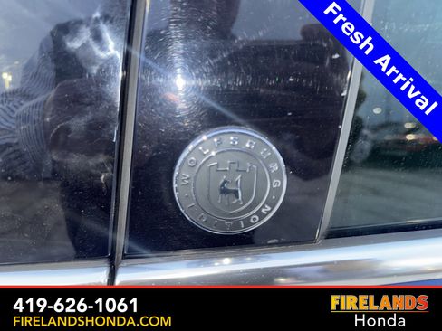 Used 2017 Volkswagen Touareg Wolfsburg Edition image 12