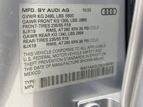 Used 2025 Audi Q5 Premium w/ Convenience Package AWD/4WD image 11