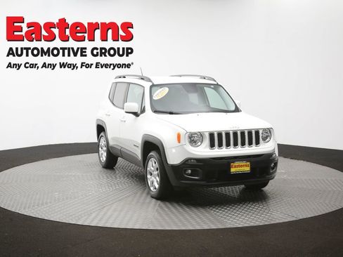 Used 2017 Jeep Renegade Latitude w/ Cold Weather Group AWD/4WD image 53