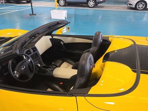 Used 2009 Chevrolet Corvette Convertible w/ Preferred Equipment Group RWD image 5