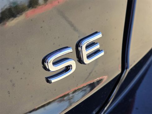 New 2026 Volkswagen Jetta SE image 8