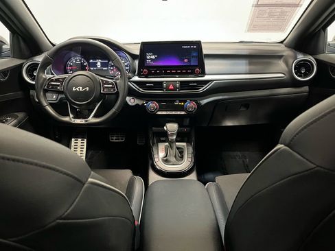 Used 2024 Kia Forte GT-Line w/ GT-Line Premium Package image 17