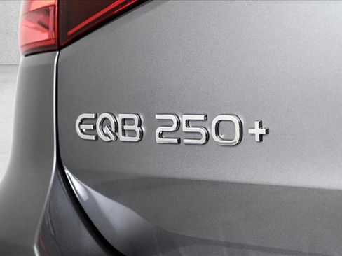 Certified 2025 Mercedes-Benz EQB 250+ image 6