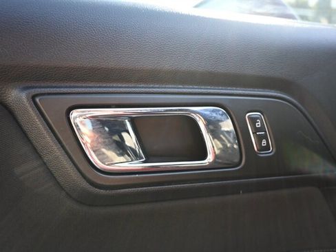 Used 2017 Ford Mustang GT w/ GT Performance Package image 18