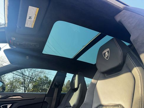Used 2022 Lamborghini Urus image 29