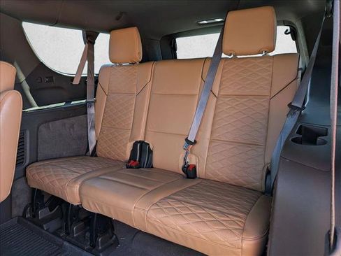 Used 2021 Cadillac Escalade ESV Sport w/ Driver Assist Tech Package AWD/4WD image 19