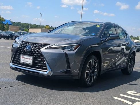 Used 2019 Lexus UX 250h w/ Premium Package AWD/4WD image 7