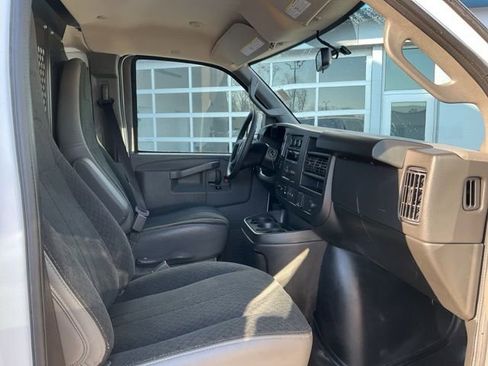 Certified 2024 GMC Savana 2500 Work Van 3D Cargo Van w/ Driver Convenience Package image 16