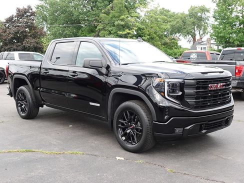 Used 2023 GMC Sierra 1500 Elevation AWD/4WD image 4