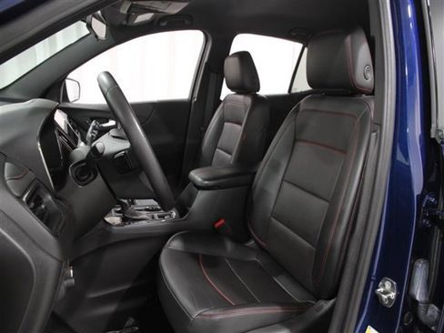 Used 2022 Chevrolet Equinox RS w/ RS Leather Package image 5