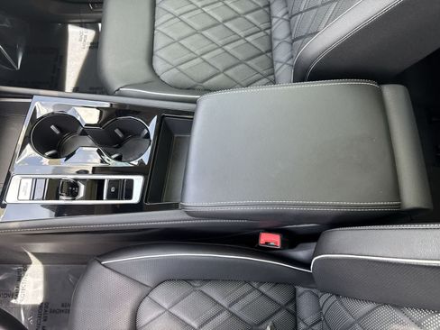 Used 2026 Volkswagen Atlas SEL Premium R-Line AWD/4WD image 34