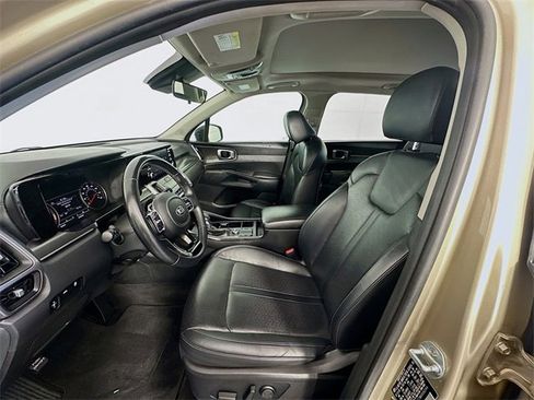 Used 2021 Kia Sorento S w/ Panoramic Sunroof Package image 20