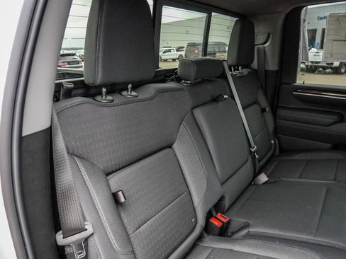 New 2026 GMC Sierra 3500 SLE w/ SLE Value Package AWD/4WD image 40