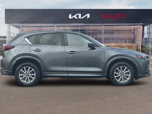 Used 2024 MAZDA CX-5 AWD 2.5 S w/ Preferred Package image 3