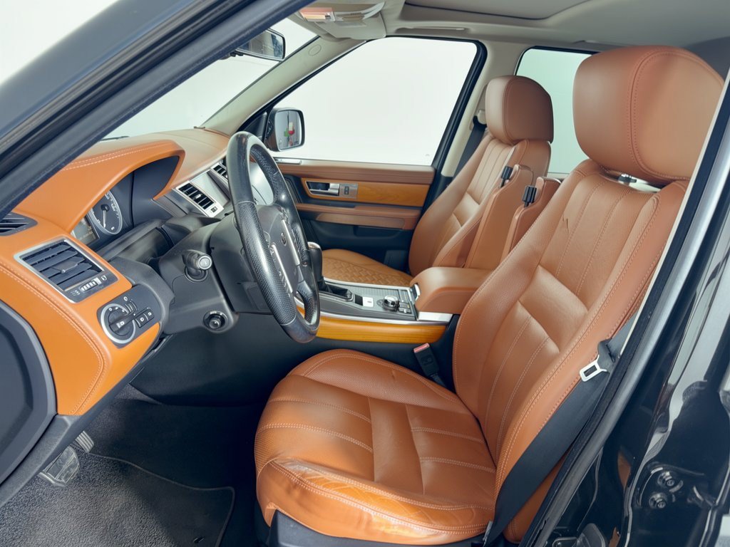 Used 2011 Land Rover Range Rover Sport HSE LUX AWD/4WD image 5