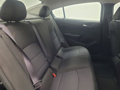 Used 2017 Chevrolet Cruze LS image 19