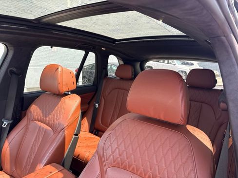 Used 2022 BMW X5 M50i w/ Executive Package AWD/4WD image 10
