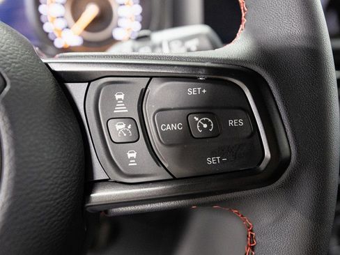 Used 2024 Jeep Wrangler Unlimited Rubicon image 12