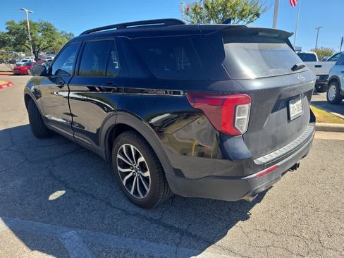 Used 2023 Ford Explorer ST-Line w/ Class IV Trailer Tow Package RWD image 4
