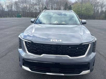 Used 2025 Kia Sorento EX w/ Panoramic Sunroof Package
