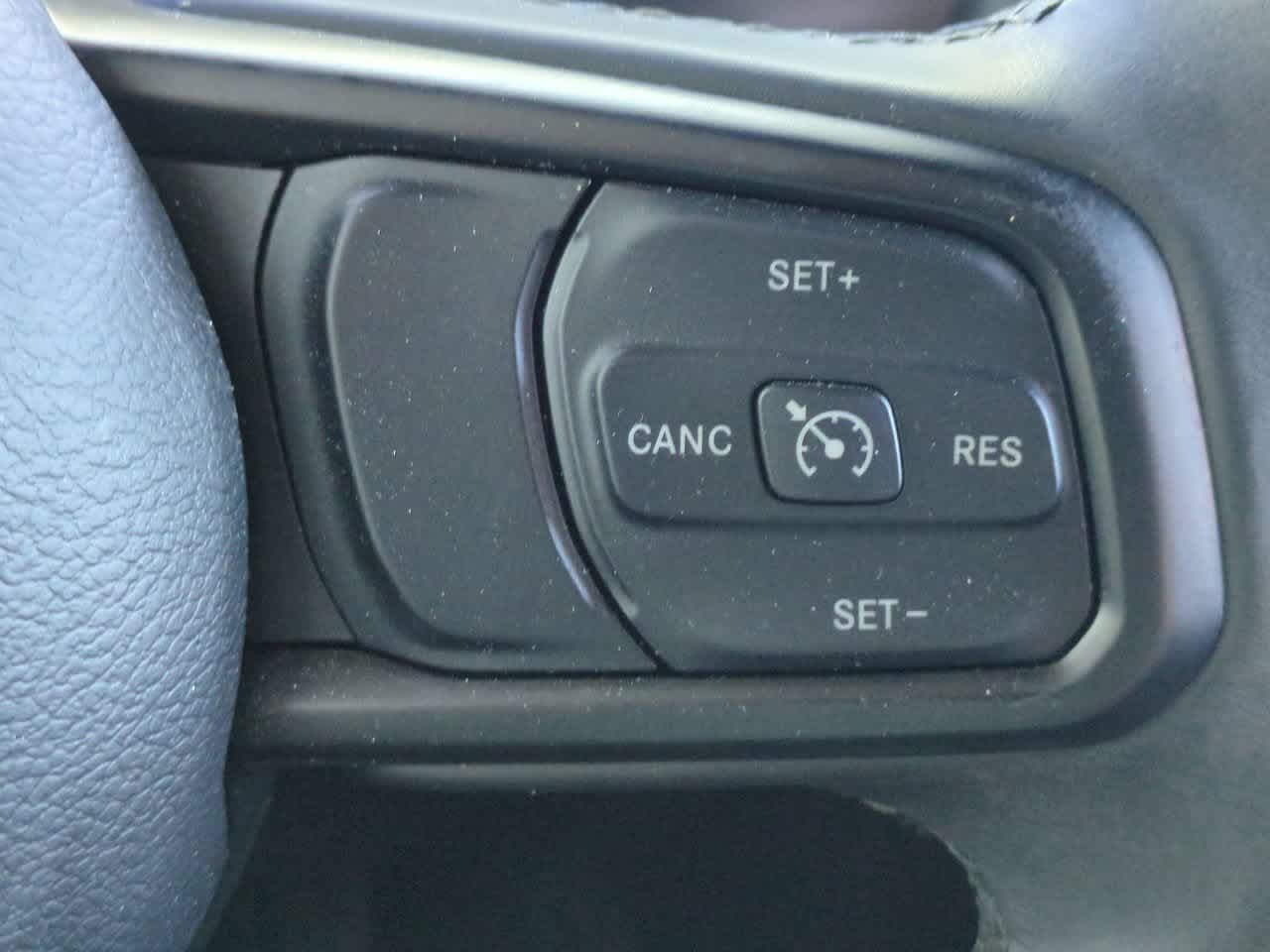 Used 2022 Jeep Wrangler Sport AWD/4WD image 24