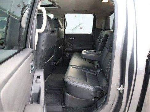 Used 2022 Nissan Frontier SV w/ SV Premium Package AWD/4WD image 21