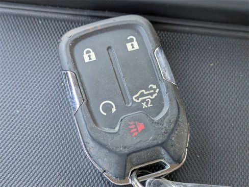 Used 2019 GMC Sierra 1500 SLT image 34