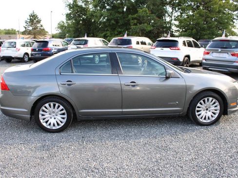 Used 2010 Ford Fusion Hybrid FWD image 6