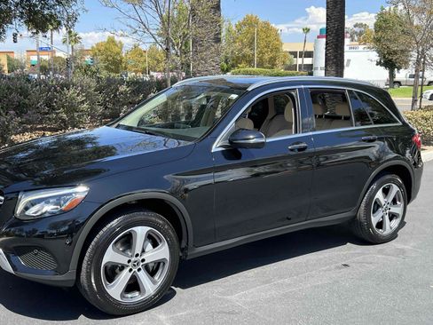 Used 2018 Mercedes-Benz GLC 300 4MATIC image 45