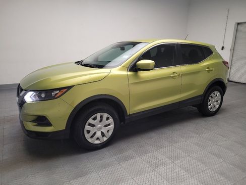 Used 2020 Nissan Rogue Sport S FWD image 2
