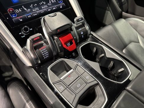 Used 2020 Lamborghini Urus image 14