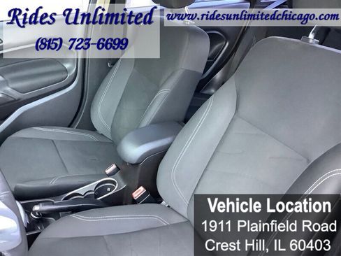 Used 2016 Ford Fiesta SE image 19