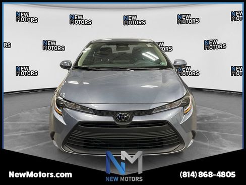 Used 2024 Toyota Corolla LE FWD image 8