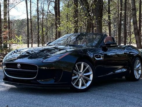 Used 2019 Jaguar F-TYPE Convertible AWD image 3