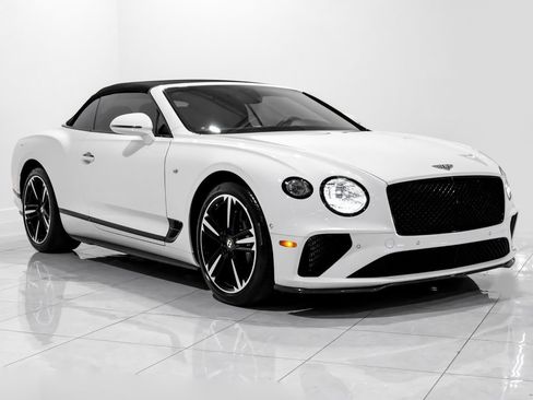 Used 2020 Bentley Continental GT image 6